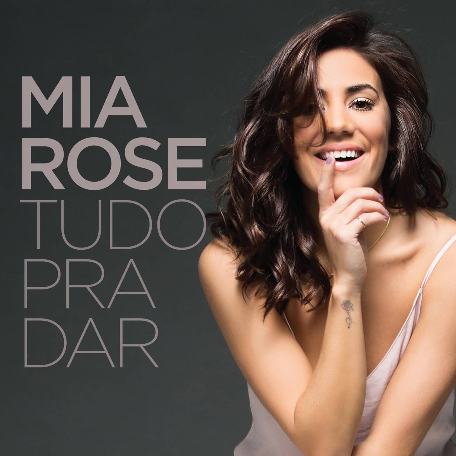 Mia Rose《Tudo Para Dar》GTP谱
