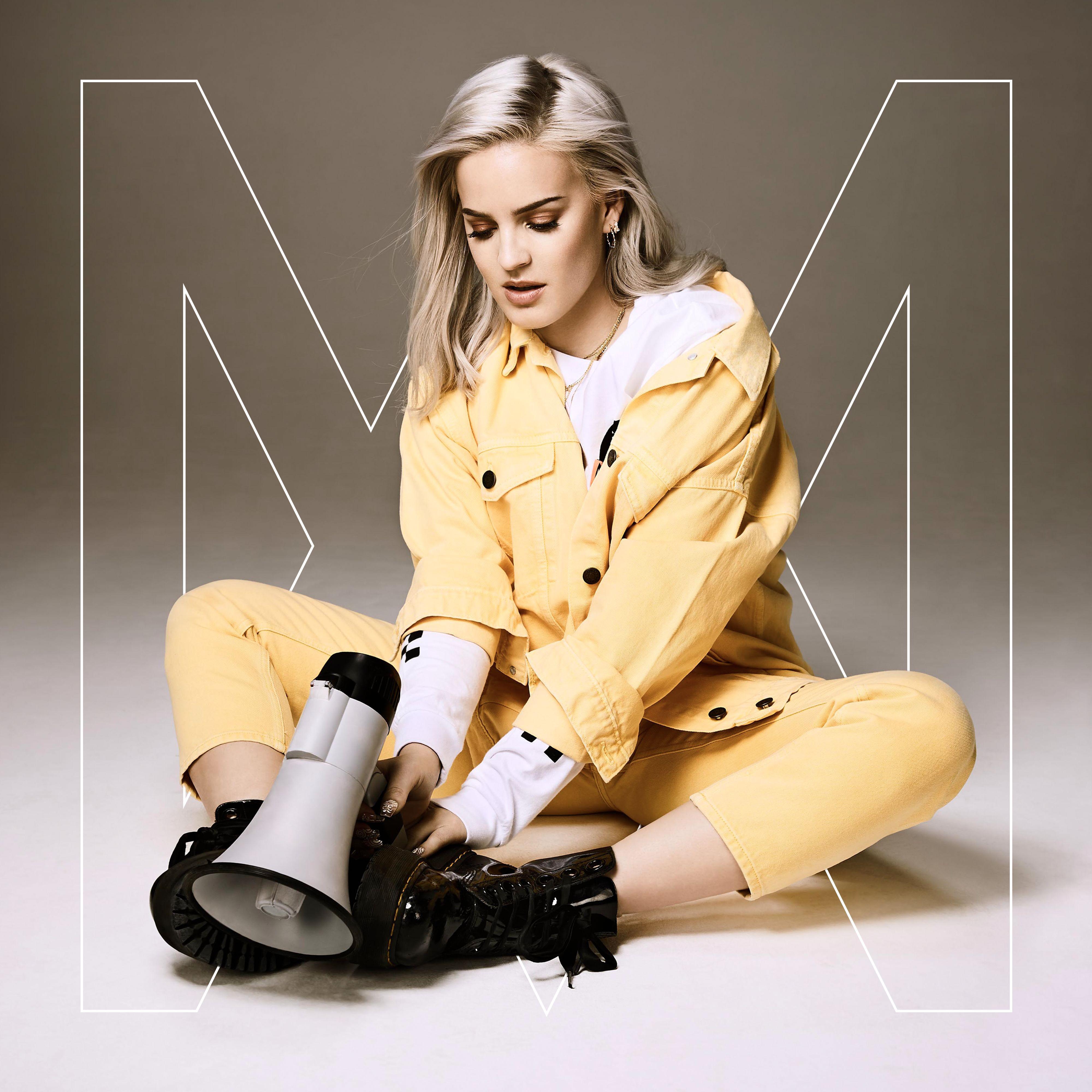 Anne-Marie《2002》乐队总谱|GTP谱